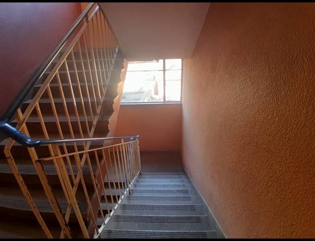 2 BEDROOM APARTMENT FOR SALE IN BEREA